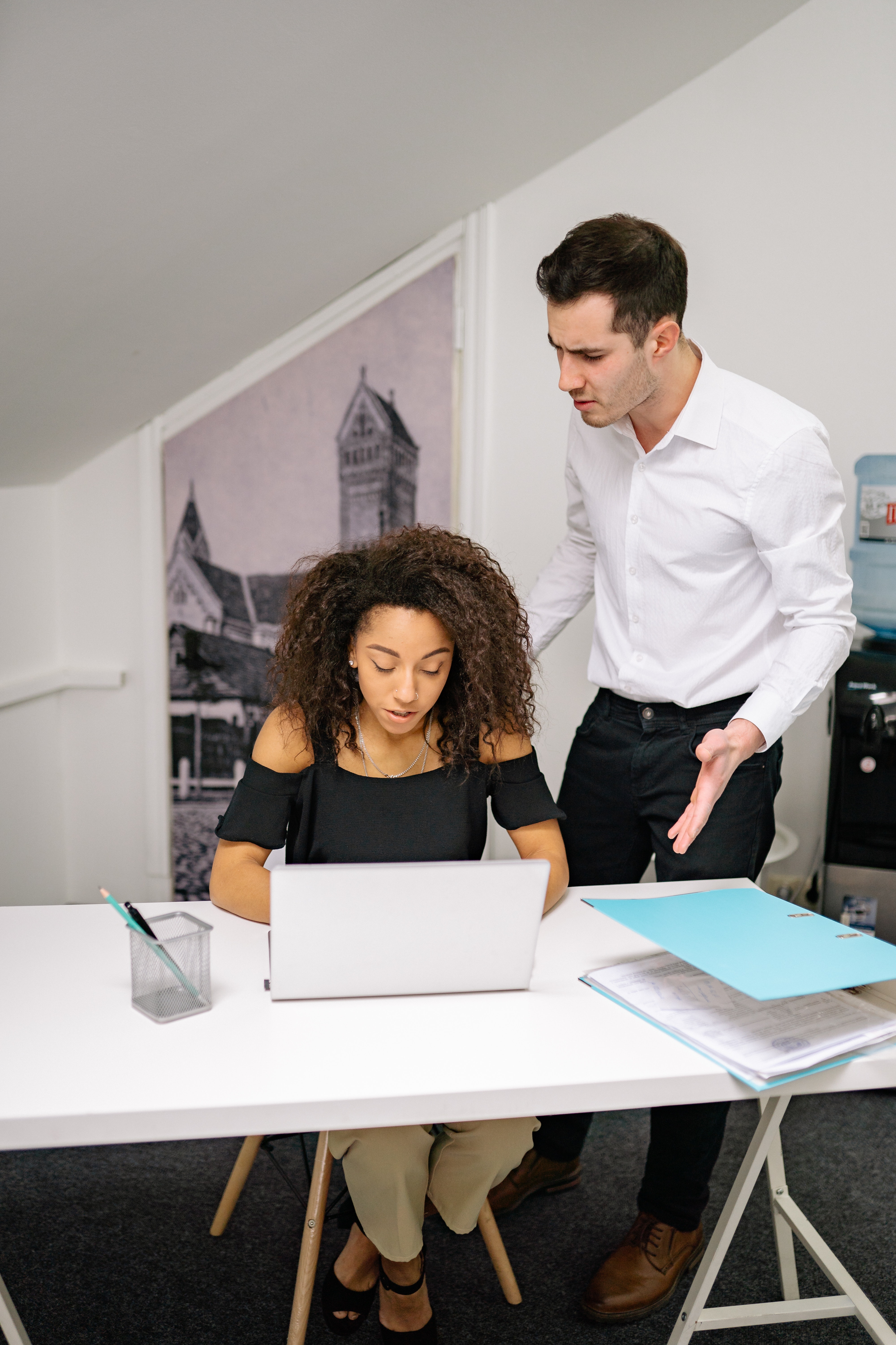 Afrontar el bullying laboral Afrontar el bullying laboral